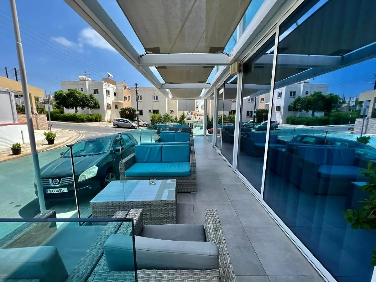 איה נאפה Sunny Blue Hotel 0*, איה נאפה קפריסין