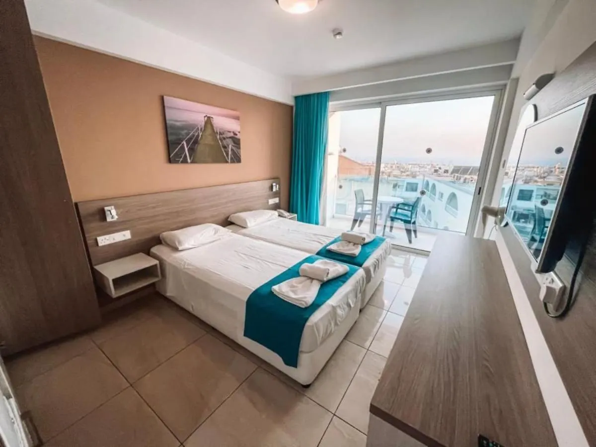 איה נאפה Sunny Blue Hotel דירה