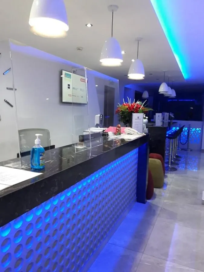 איה נאפה Sunny Blue Hotel דירה איה נאפה
