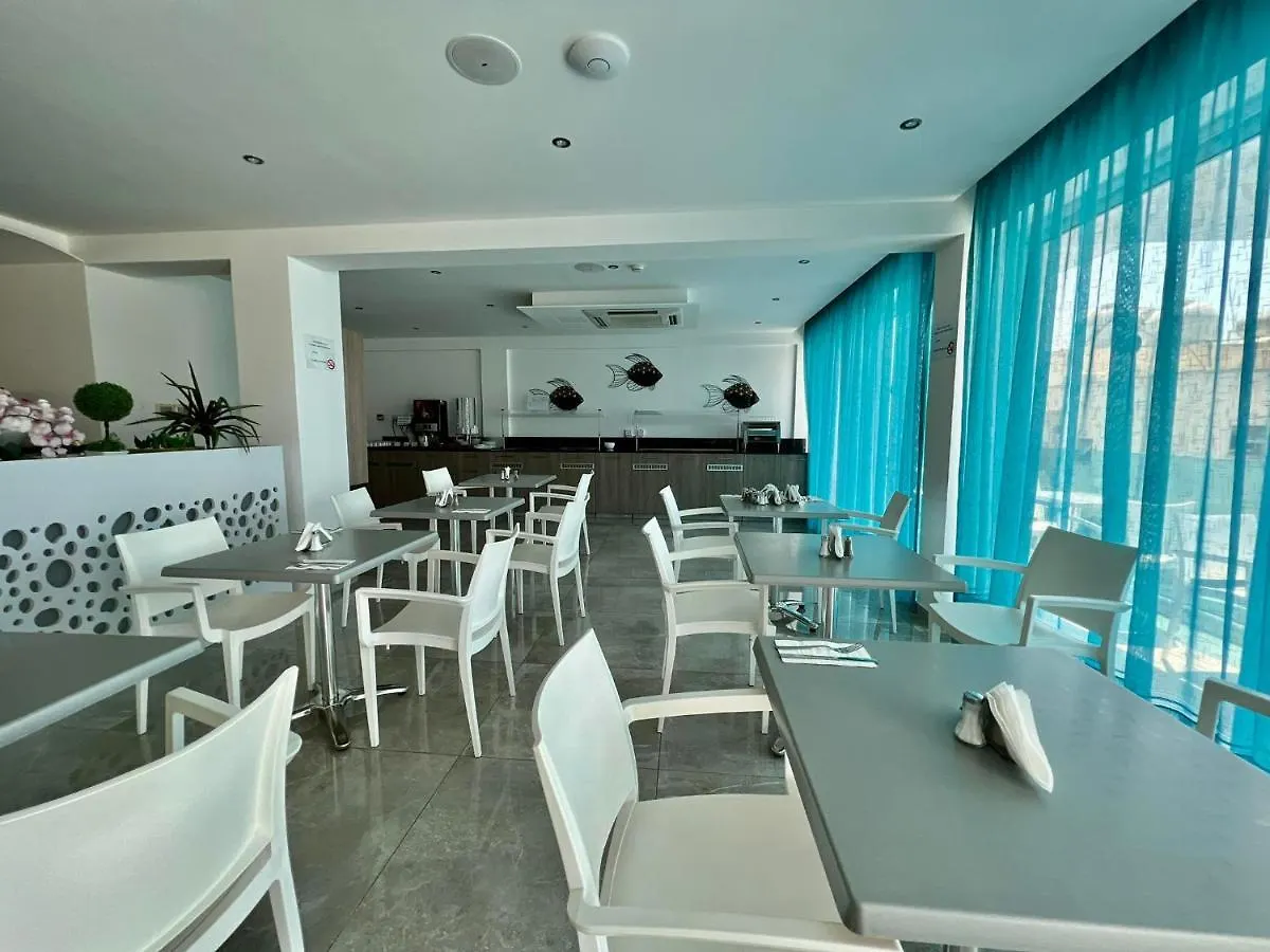 Sunny Blue Hotel Agia Napa Apartamento
