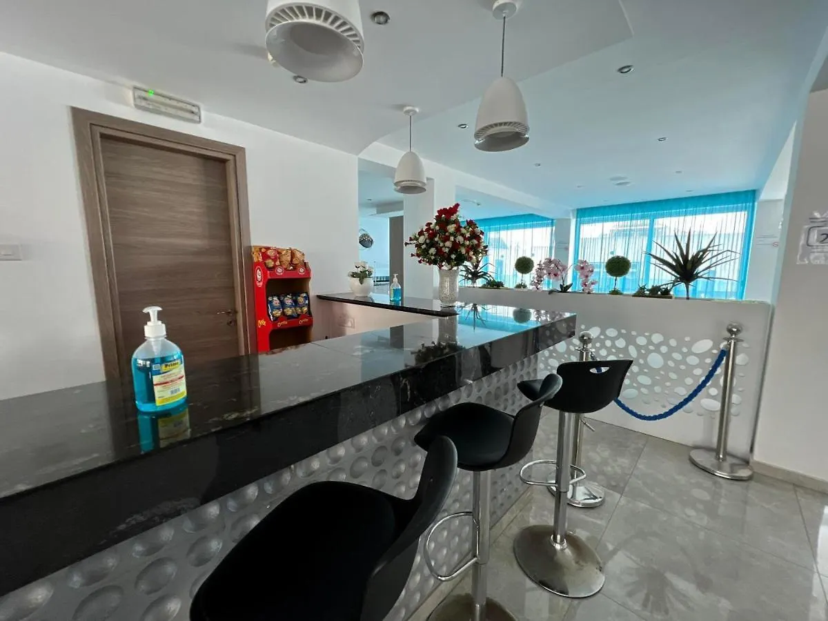Sunny Blue Hotel Agia Napa Apartamento