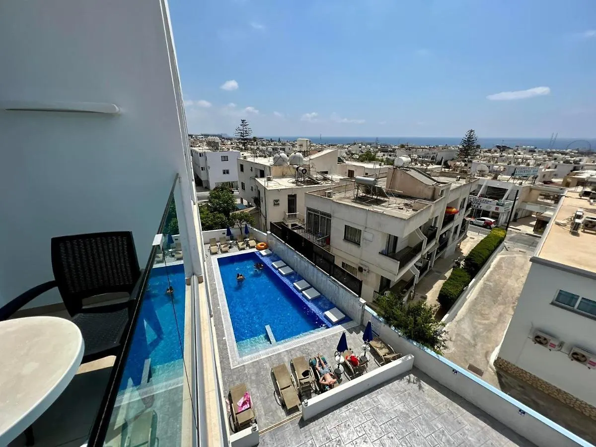 Sunny Blue Hotel Айя-Напа Апартаменты